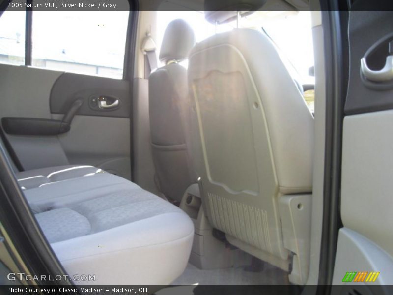Silver Nickel / Gray 2005 Saturn VUE