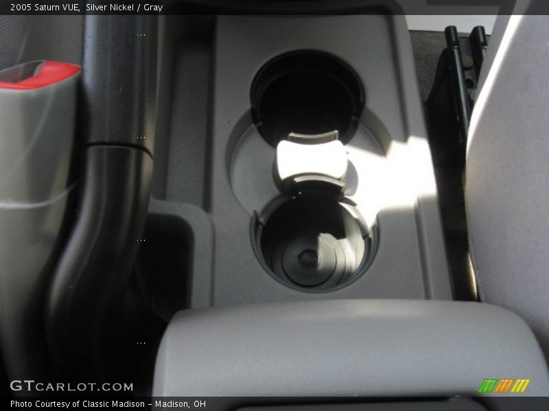 Silver Nickel / Gray 2005 Saturn VUE
