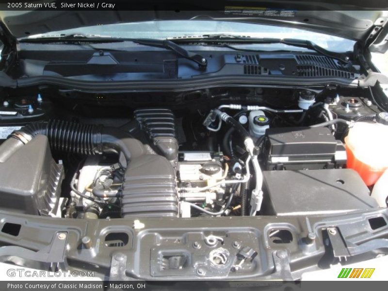 Silver Nickel / Gray 2005 Saturn VUE