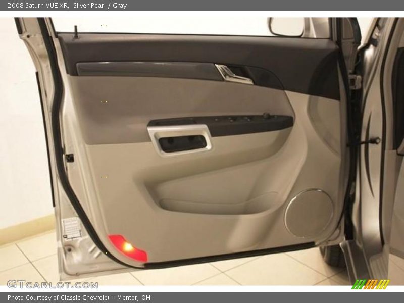 Silver Pearl / Gray 2008 Saturn VUE XR