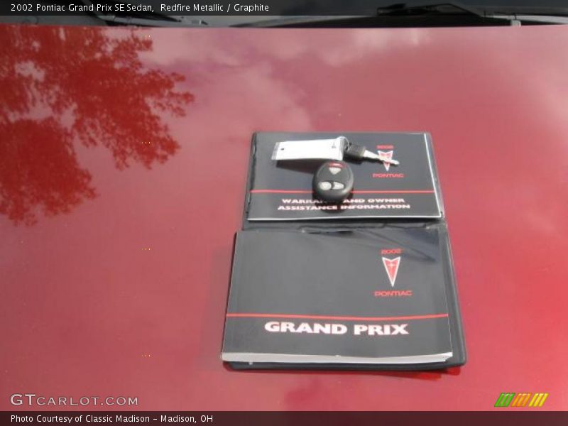 Redfire Metallic / Graphite 2002 Pontiac Grand Prix SE Sedan
