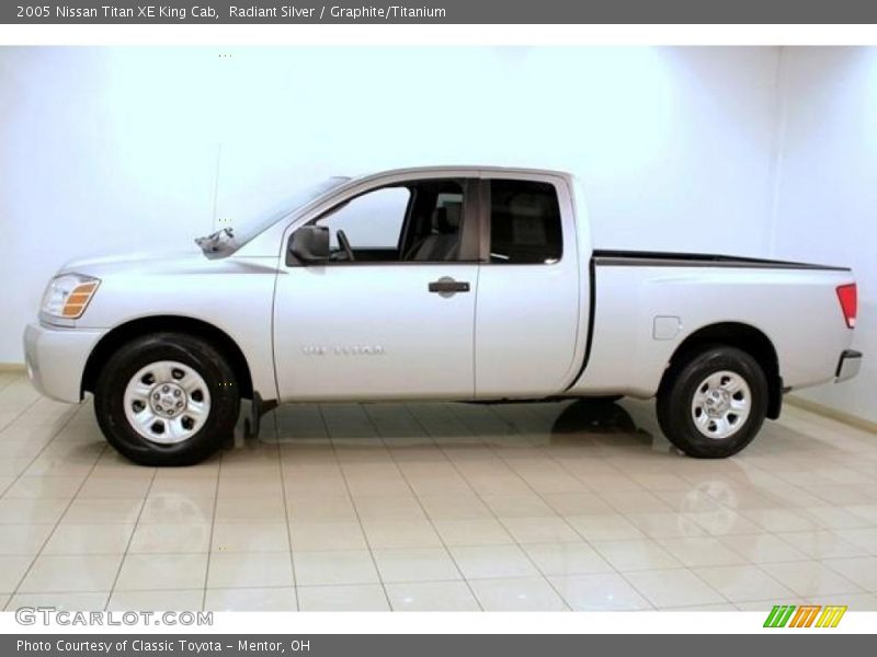 Radiant Silver / Graphite/Titanium 2005 Nissan Titan XE King Cab