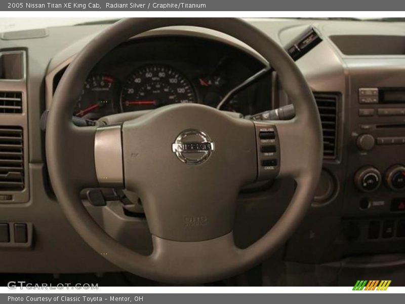 Radiant Silver / Graphite/Titanium 2005 Nissan Titan XE King Cab