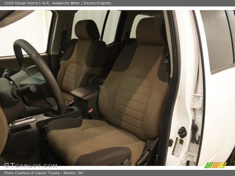 Avalanche White / Desert/Graphite 2006 Nissan Xterra S 4x4