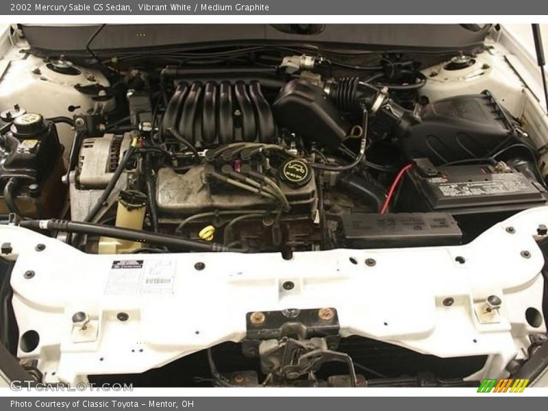 Vibrant White / Medium Graphite 2002 Mercury Sable GS Sedan