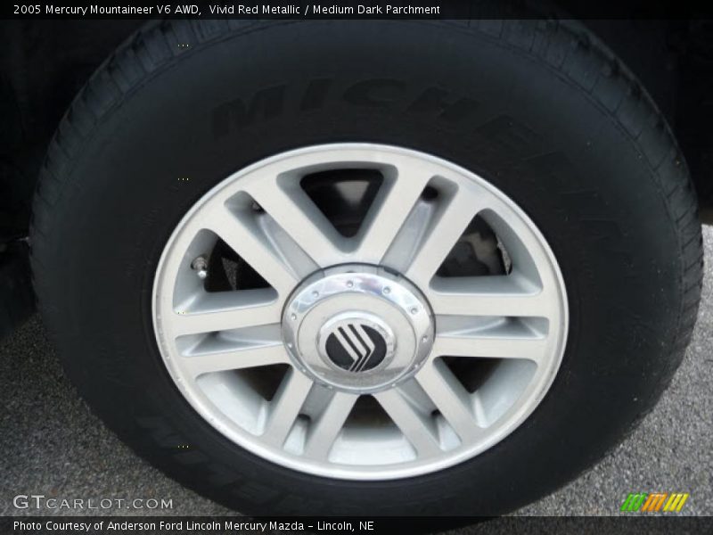 Vivid Red Metallic / Medium Dark Parchment 2005 Mercury Mountaineer V6 AWD