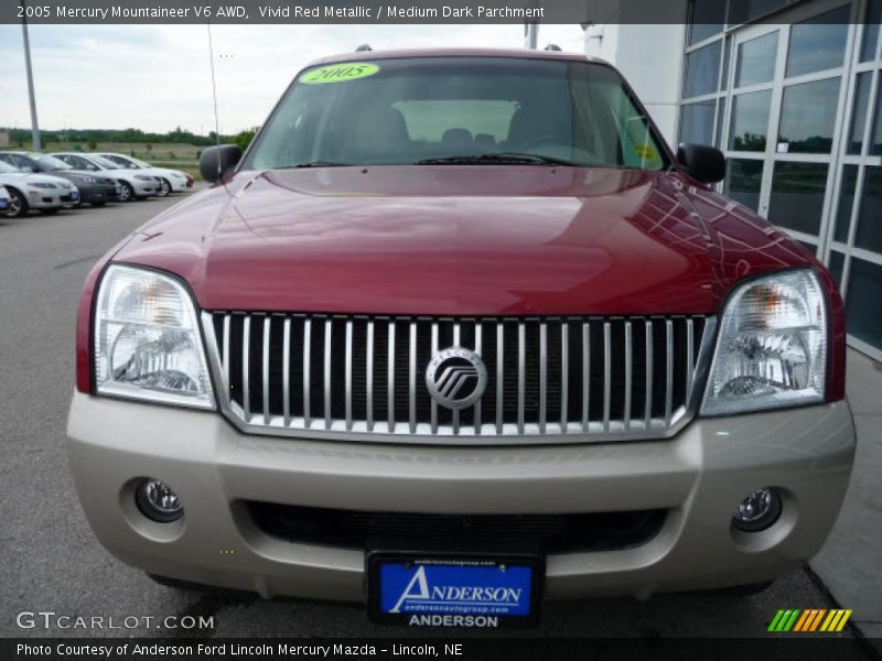 Vivid Red Metallic / Medium Dark Parchment 2005 Mercury Mountaineer V6 AWD