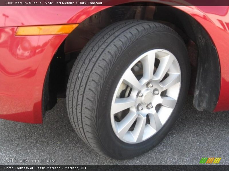 Vivid Red Metallic / Dark Charcoal 2006 Mercury Milan I4