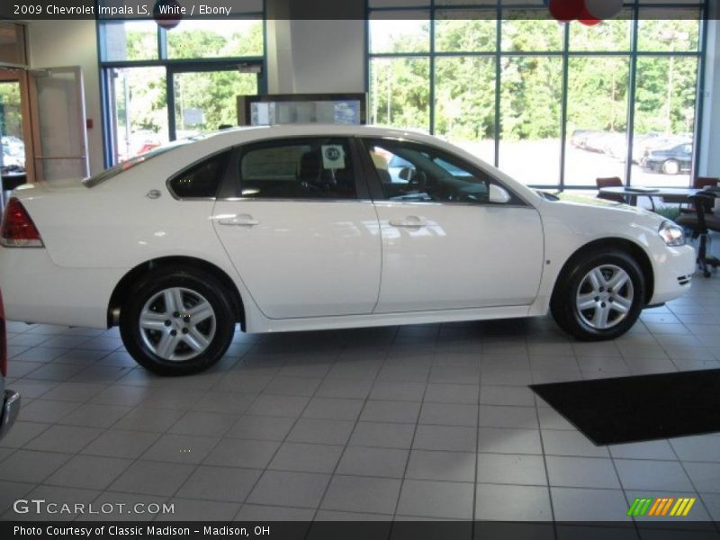 White / Ebony 2009 Chevrolet Impala LS