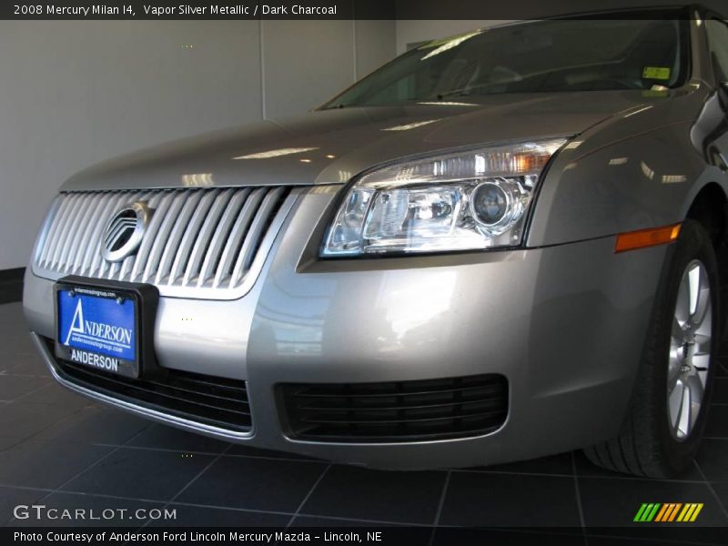 Vapor Silver Metallic / Dark Charcoal 2008 Mercury Milan I4