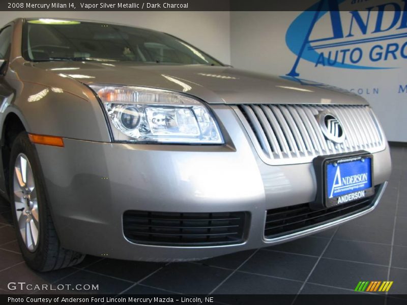 Vapor Silver Metallic / Dark Charcoal 2008 Mercury Milan I4