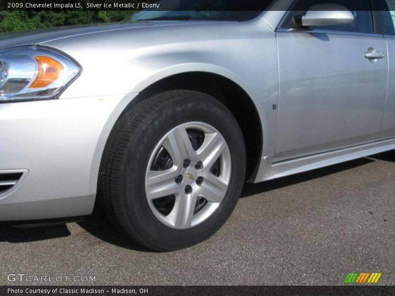 Silver Ice Metallic / Ebony 2009 Chevrolet Impala LS