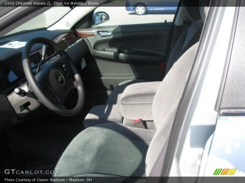 Silver Ice Metallic / Ebony 2009 Chevrolet Impala LS
