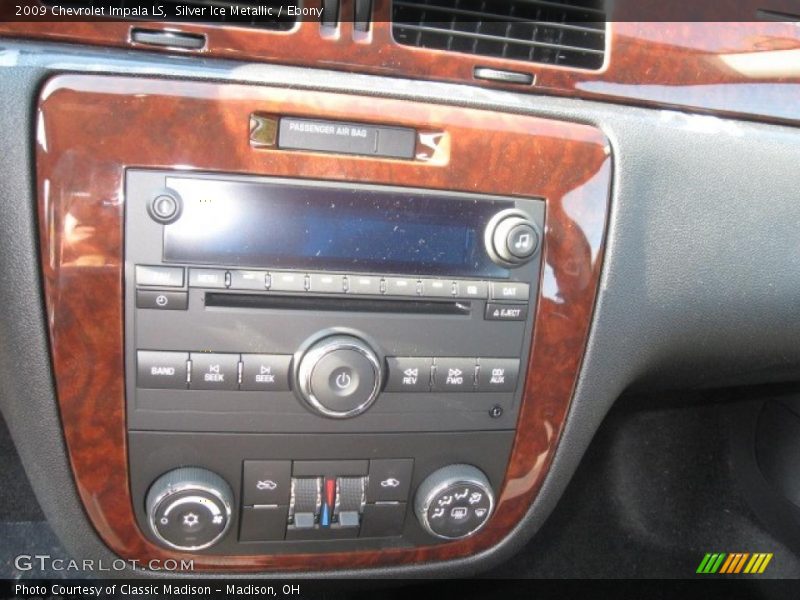Silver Ice Metallic / Ebony 2009 Chevrolet Impala LS