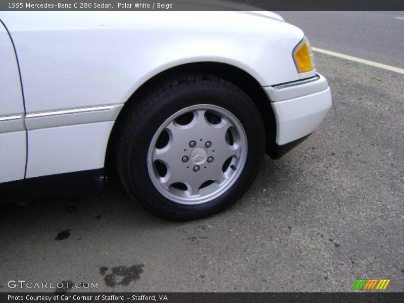 Polar White / Beige 1995 Mercedes-Benz C 280 Sedan