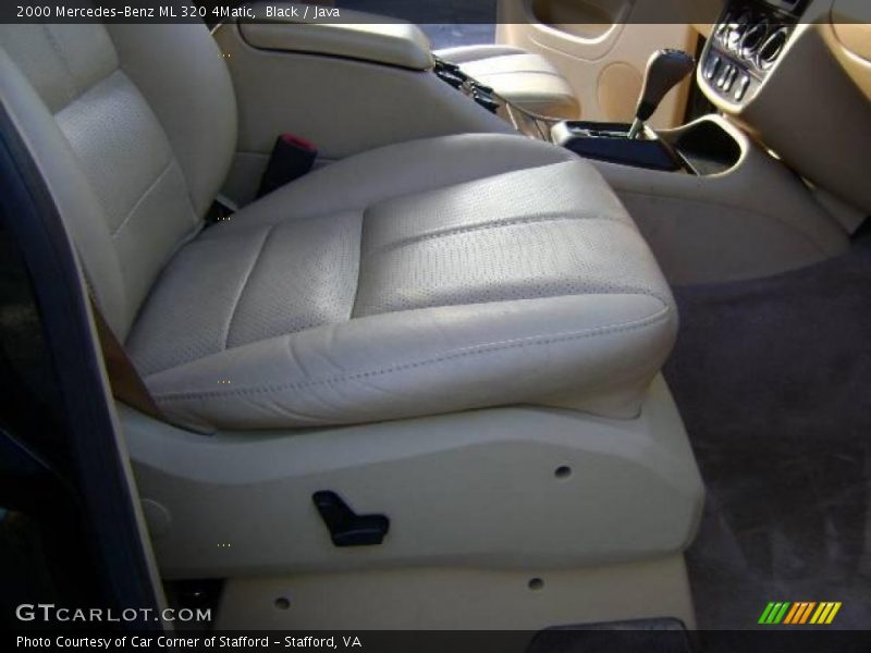 Black / Java 2000 Mercedes-Benz ML 320 4Matic