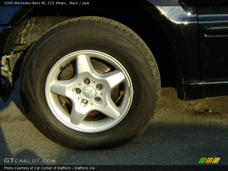 Black / Java 2000 Mercedes-Benz ML 320 4Matic