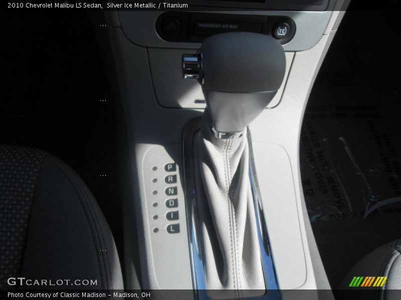 Silver Ice Metallic / Titanium 2010 Chevrolet Malibu LS Sedan