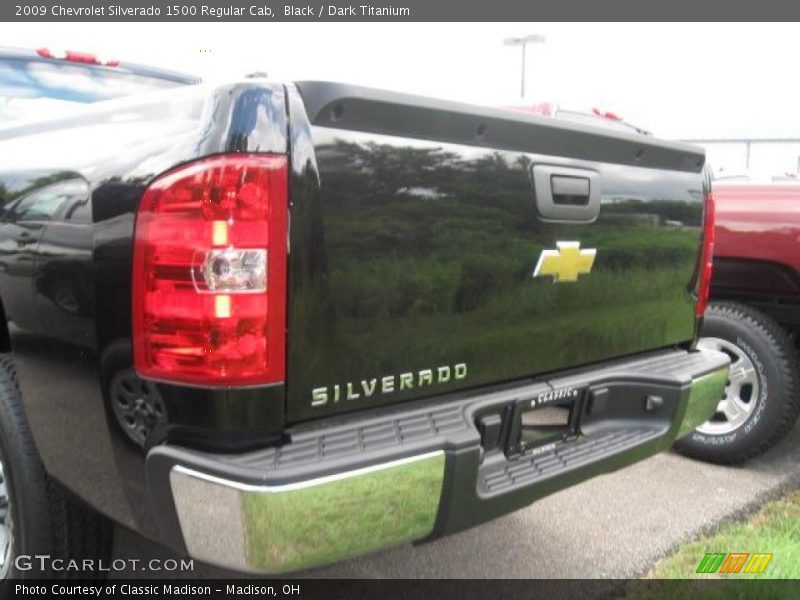 Black / Dark Titanium 2009 Chevrolet Silverado 1500 Regular Cab