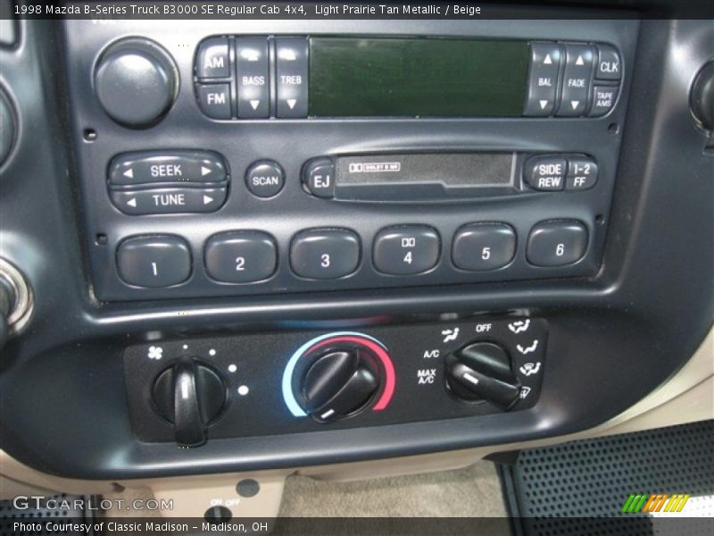 Light Prairie Tan Metallic / Beige 1998 Mazda B-Series Truck B3000 SE Regular Cab 4x4