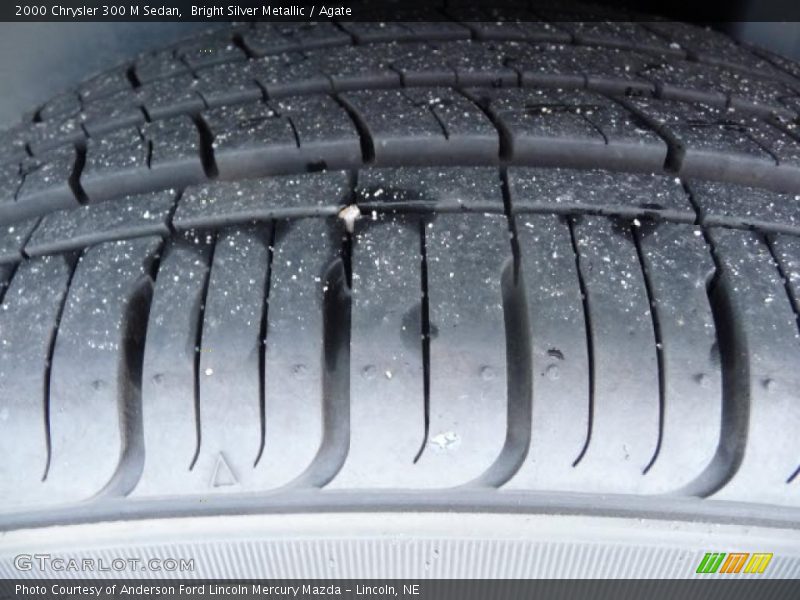 Bright Silver Metallic / Agate 2000 Chrysler 300 M Sedan