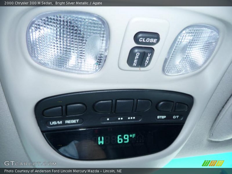 Bright Silver Metallic / Agate 2000 Chrysler 300 M Sedan