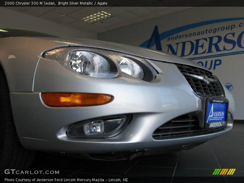 Bright Silver Metallic / Agate 2000 Chrysler 300 M Sedan