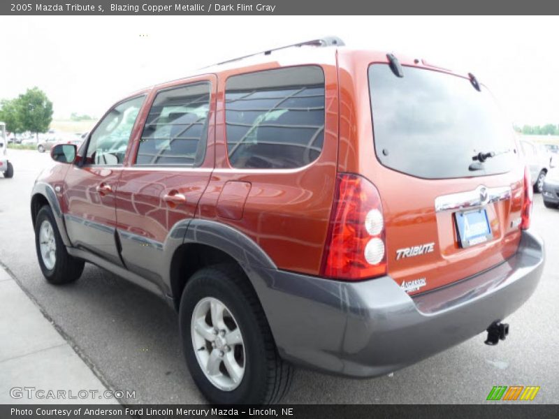 Blazing Copper Metallic / Dark Flint Gray 2005 Mazda Tribute s