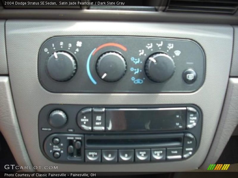 Satin Jade Pearlcoat / Dark Slate Gray 2004 Dodge Stratus SE Sedan