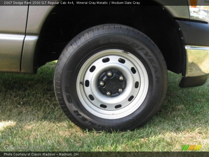 Mineral Gray Metallic / Medium Slate Gray 2007 Dodge Ram 1500 SLT Regular Cab 4x4