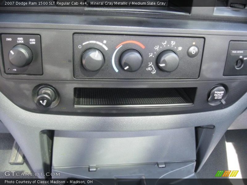 Mineral Gray Metallic / Medium Slate Gray 2007 Dodge Ram 1500 SLT Regular Cab 4x4