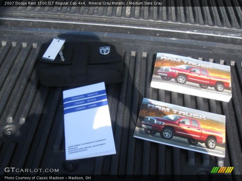 Mineral Gray Metallic / Medium Slate Gray 2007 Dodge Ram 1500 SLT Regular Cab 4x4