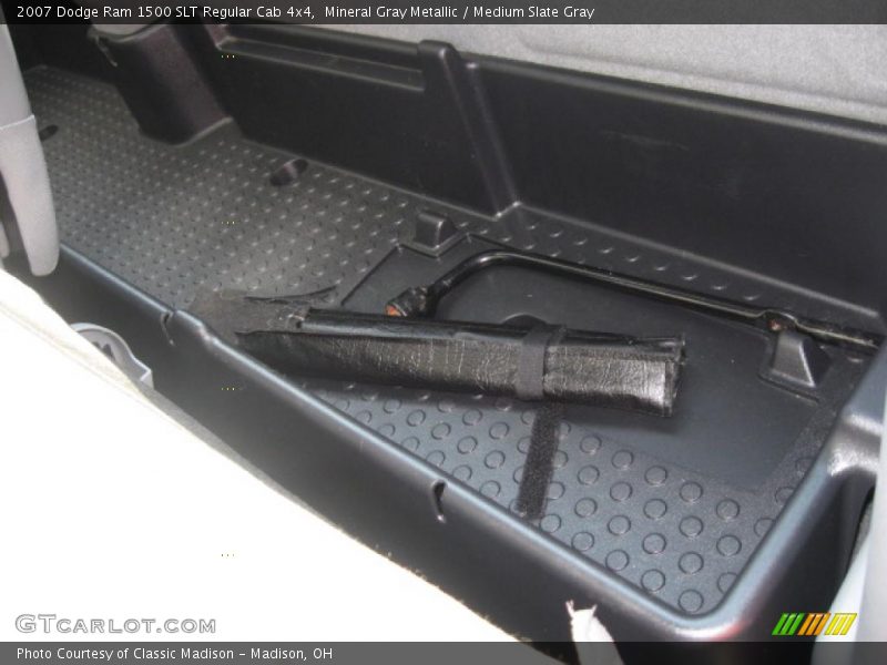 Mineral Gray Metallic / Medium Slate Gray 2007 Dodge Ram 1500 SLT Regular Cab 4x4