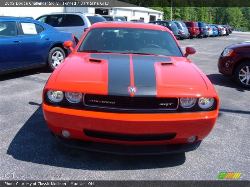 TorRed / Dark Slate Gray 2009 Dodge Challenger SRT8