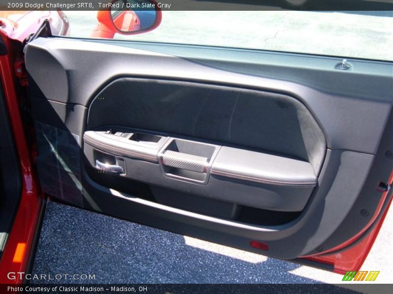 TorRed / Dark Slate Gray 2009 Dodge Challenger SRT8