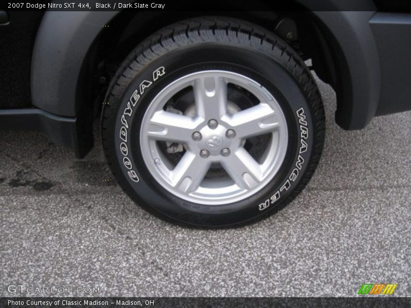 Black / Dark Slate Gray 2007 Dodge Nitro SXT 4x4