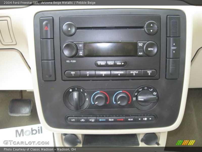 Arizona Beige Metallic / Pebble Beige 2004 Ford Freestar SES