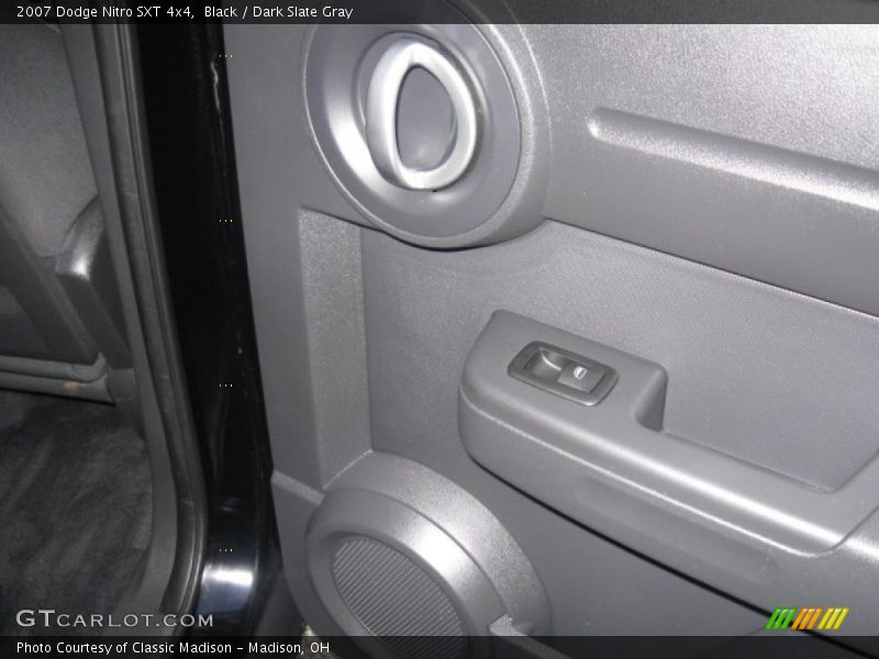 Black / Dark Slate Gray 2007 Dodge Nitro SXT 4x4