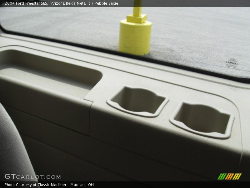 Arizona Beige Metallic / Pebble Beige 2004 Ford Freestar SES