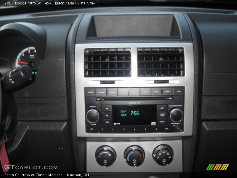 Black / Dark Slate Gray 2007 Dodge Nitro SXT 4x4