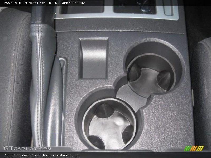 Black / Dark Slate Gray 2007 Dodge Nitro SXT 4x4