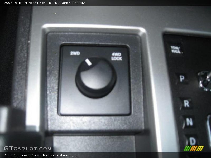 Black / Dark Slate Gray 2007 Dodge Nitro SXT 4x4