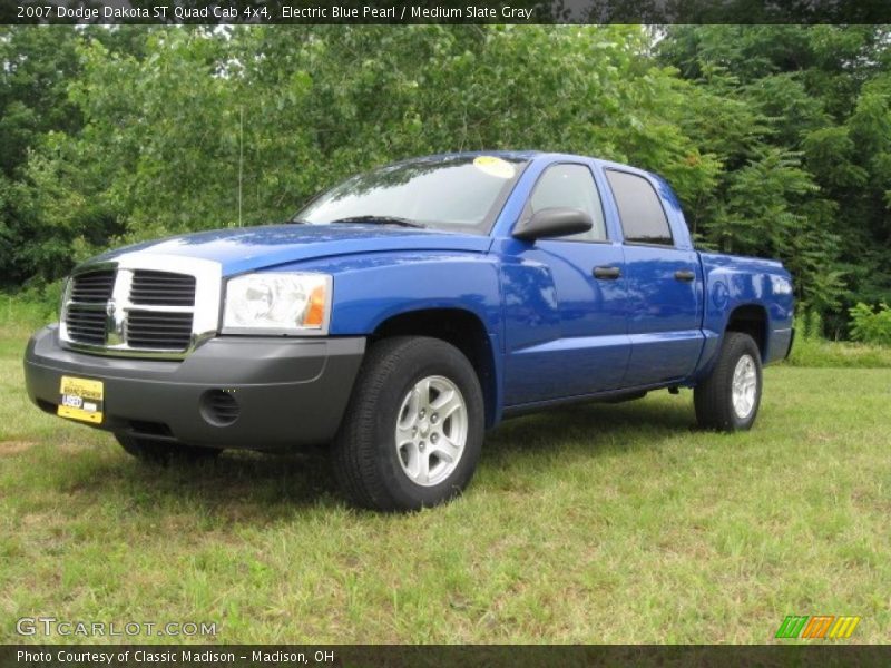 Electric Blue Pearl / Medium Slate Gray 2007 Dodge Dakota ST Quad Cab 4x4