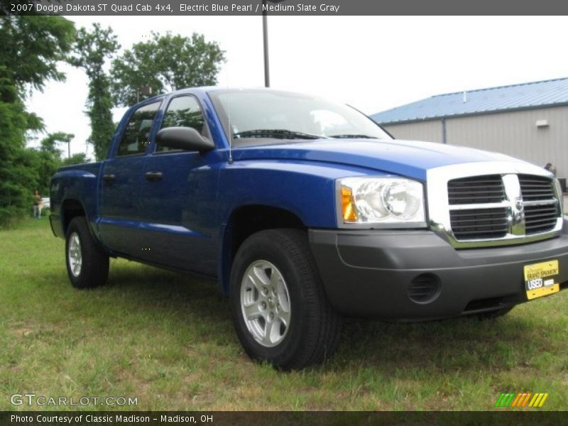 Electric Blue Pearl / Medium Slate Gray 2007 Dodge Dakota ST Quad Cab 4x4