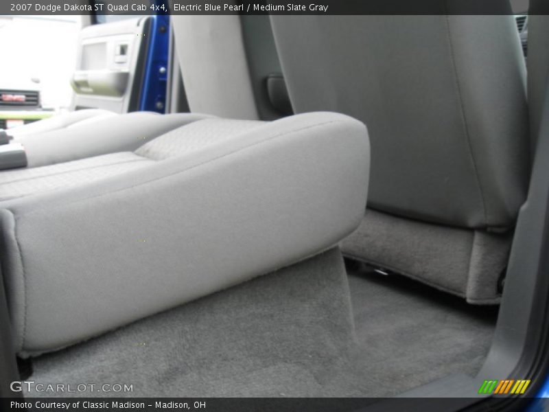 Electric Blue Pearl / Medium Slate Gray 2007 Dodge Dakota ST Quad Cab 4x4