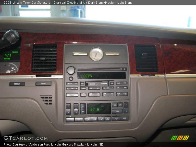 Charcoal Grey Metallic / Dark Stone/Medium Light Stone 2003 Lincoln Town Car Signature