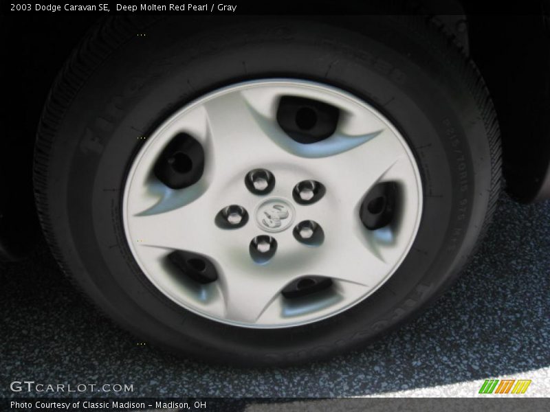 Deep Molten Red Pearl / Gray 2003 Dodge Caravan SE