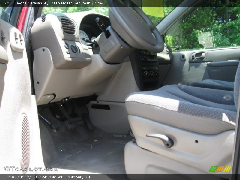 Deep Molten Red Pearl / Gray 2003 Dodge Caravan SE