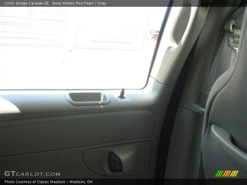 Deep Molten Red Pearl / Gray 2003 Dodge Caravan SE