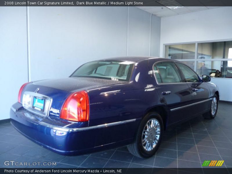 Dark Blue Metallic / Medium Light Stone 2008 Lincoln Town Car Signature Limited